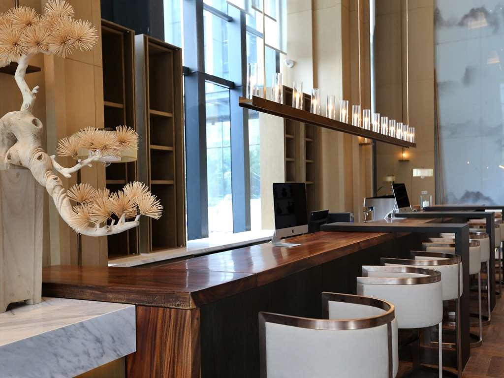 Novotel Deqing Restaurant foto