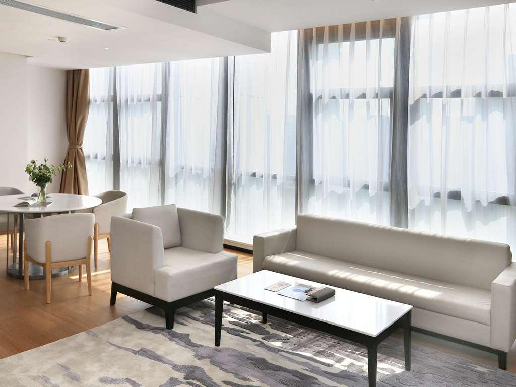 Novotel Deqing Zimmer foto